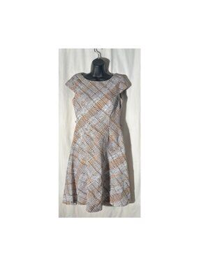 Women’s Beige Dress